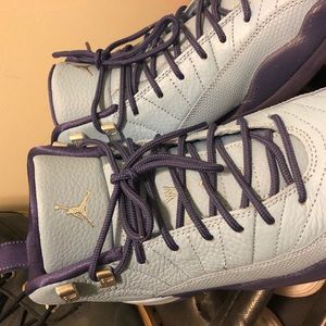 Dark purple dust 12s